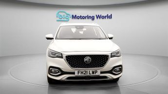 MG MG HS EXCLUSIVE