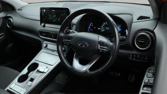 Hyundai KONA PREMIUM