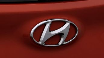 Hyundai KONA PREMIUM