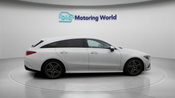 Mercedes-Benz CLA CLA 250 AMG LINE