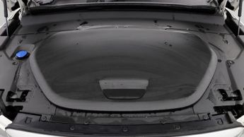 Volvo C40 RECHARGE PRO TWIN AWD