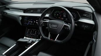 Audi e-tron QUATTRO BLACK EDITION