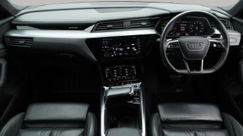 Audi e-tron QUATTRO BLACK EDITION