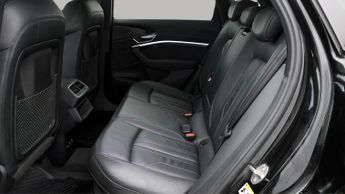 Audi e-tron QUATTRO BLACK EDITION