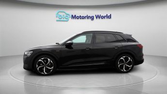 Audi e-tron QUATTRO BLACK EDITION