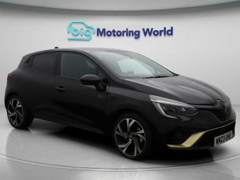 Renault Clio E-TECH ENGINEERED
