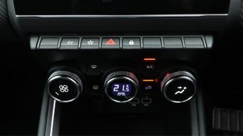 Renault Clio E-TECH ENGINEERED