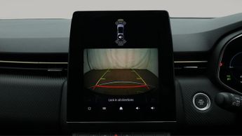 Renault Clio E-TECH ENGINEERED