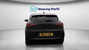 Renault Clio E-TECH ENGINEERED