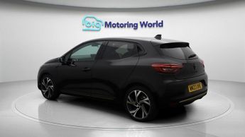 Renault Clio E-TECH ENGINEERED