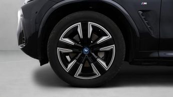 BMW iX3 M SPORT
