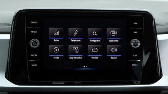 Volkswagen T-Roc LIFE TSI DSG