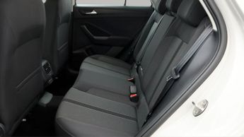 Volkswagen T-Roc LIFE TSI DSG