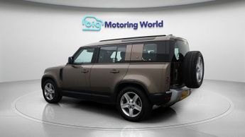 Land Rover Defender 110 SE
