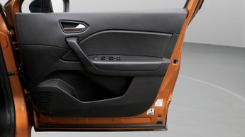 Renault Captur ICONIC TCE EDC