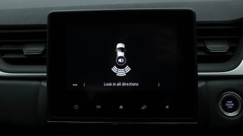 Renault Captur ICONIC TCE EDC