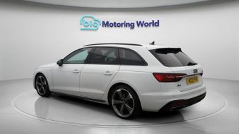 Audi A4 Avant AVANT TFSI S LINE BLACK EDITION