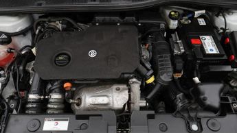Citroen C4 BLUEHDI SHINE PLUS S/S EAT8