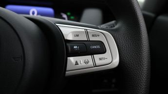 Honda Jazz I-MMD SR