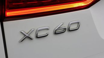 Volvo XC60 B4 R-DESIGN AWD