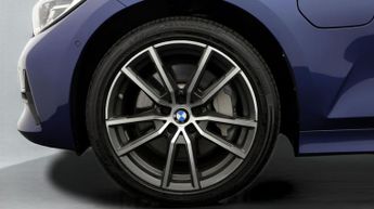 BMW 3 Series 330E SPORT PRO