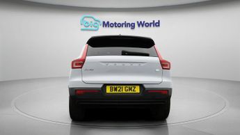 Volvo XC40 RECHARGE T5 R-DESIGN