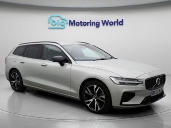 Volvo V60 RECHARGE T6 R-DESIGN AWD