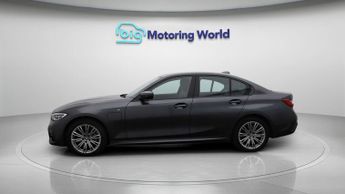 BMW 3 Series 330E M SPORT