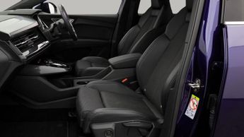 Audi Q4 e-tron S LINE