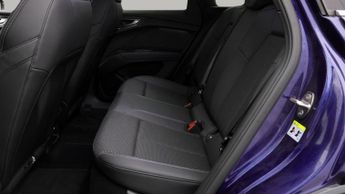 Audi Q4 e-tron S LINE