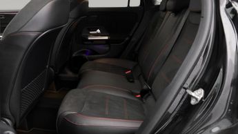 Mercedes-Benz GLA GLA 200 AMG LINE PREMIUM