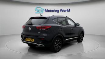 MG MG ZS EXCLUSIVE T-GDI