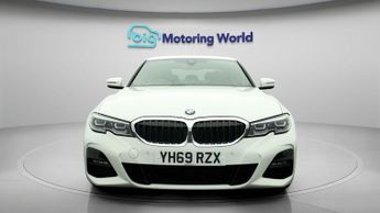 BMW 3 Series 320I M SPORT