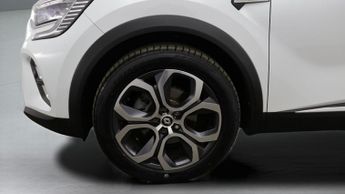 Renault Captur SE EDITION E-TECH
