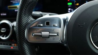 Mercedes-Benz GLA GLA 250 E AMG LINE