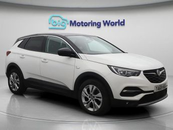 Vauxhall Grandland SRI NAV