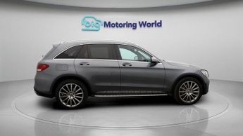Mercedes-Benz GLC GLC 300 4MATIC AMG LINE PREMIUM
