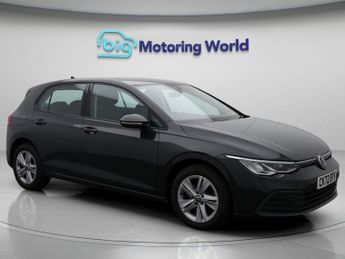 Volkswagen Golf LIFE TSI