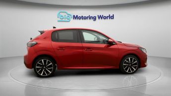 Peugeot 208 PURETECH ALLURE S/S