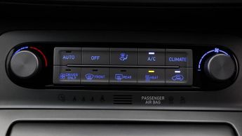 Hyundai KONA PREMIUM