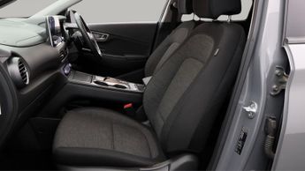 Hyundai KONA PREMIUM
