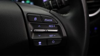 Hyundai KONA PREMIUM
