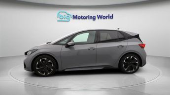 CUPRA Born V2