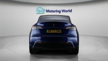 Tesla Model Y LONG RANGE AWD