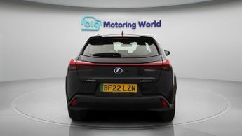 Lexus UX 300E