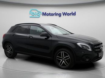 Mercedes GLA GLA 180 URBAN EDITION