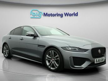 Jaguar XE R-DYNAMIC S