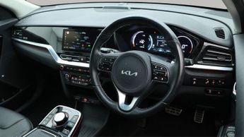 Kia Niro 4 PLUS
