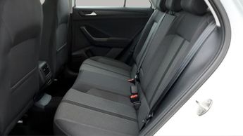 Volkswagen T-Roc LIFE TSI DSG