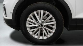 Volkswagen T-Roc LIFE TSI DSG